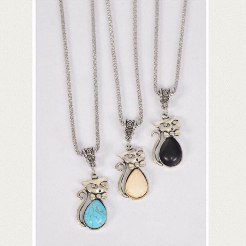 Metal Cat Necklace